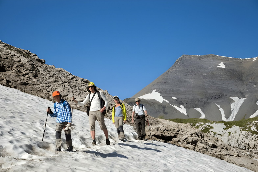 Beyond the Rockies: Unique Family-Friendly Experiences in Canadian National Parks