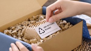 Discover practical zero-waste tips tailored for Canadians. Learn how to reduce, reuse, recycle, and compost to live sustainably while supporting local communities